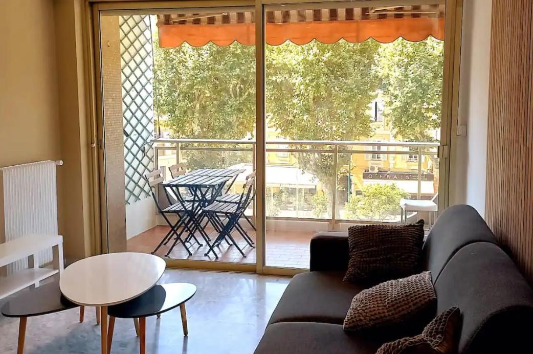 Immeuble Le Regency, Appartement 4 Pieces, 80 Metres De La Plage Menton Dış mekan fotoğraf