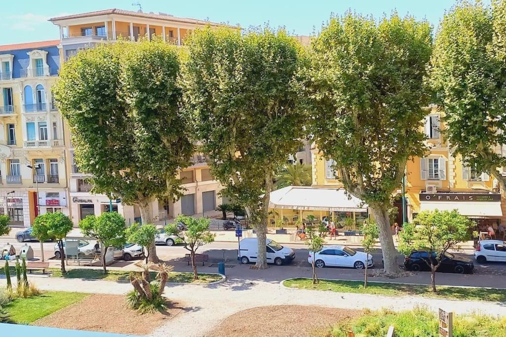 Immeuble Le Regency, Appartement 4 Pieces, 80 Metres De La Plage Menton Dış mekan fotoğraf