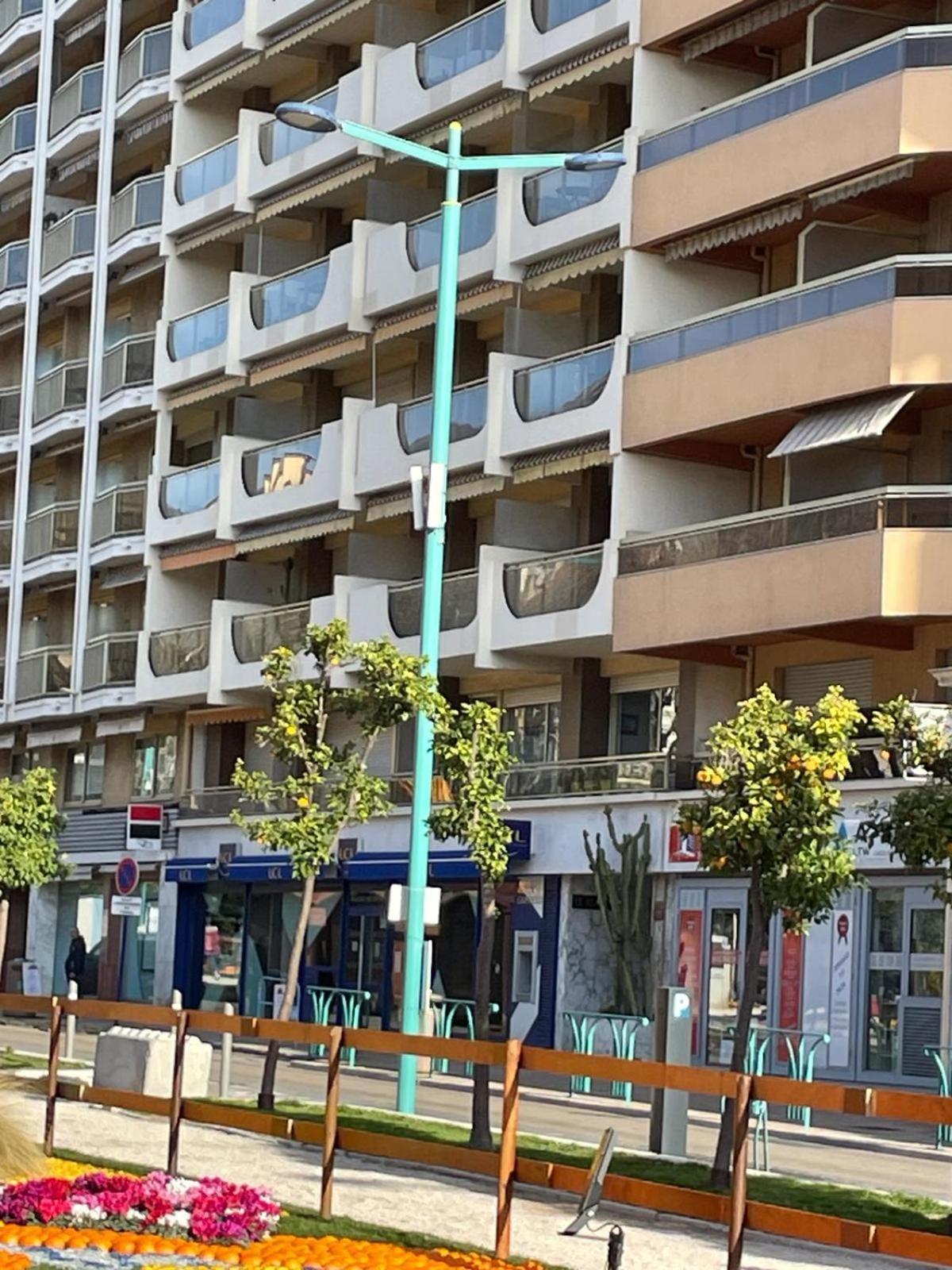 Immeuble Le Regency, Appartement 4 Pieces, 80 Metres De La Plage Menton Dış mekan fotoğraf